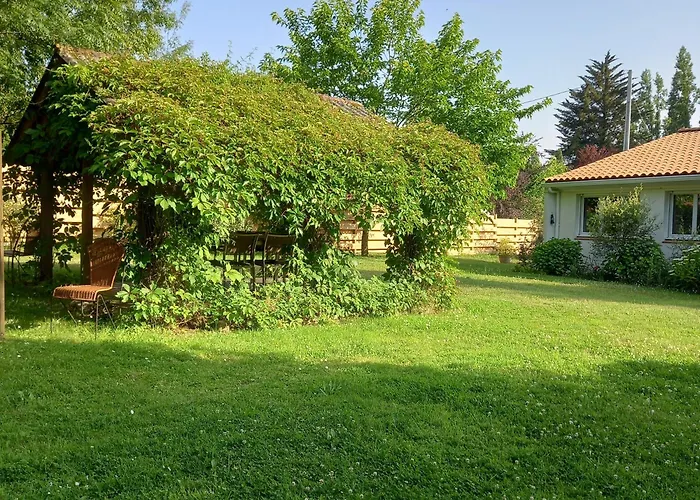 Alojamento de Acomodação e Pequeno-almoço La Gisière, D'hôtes Challans